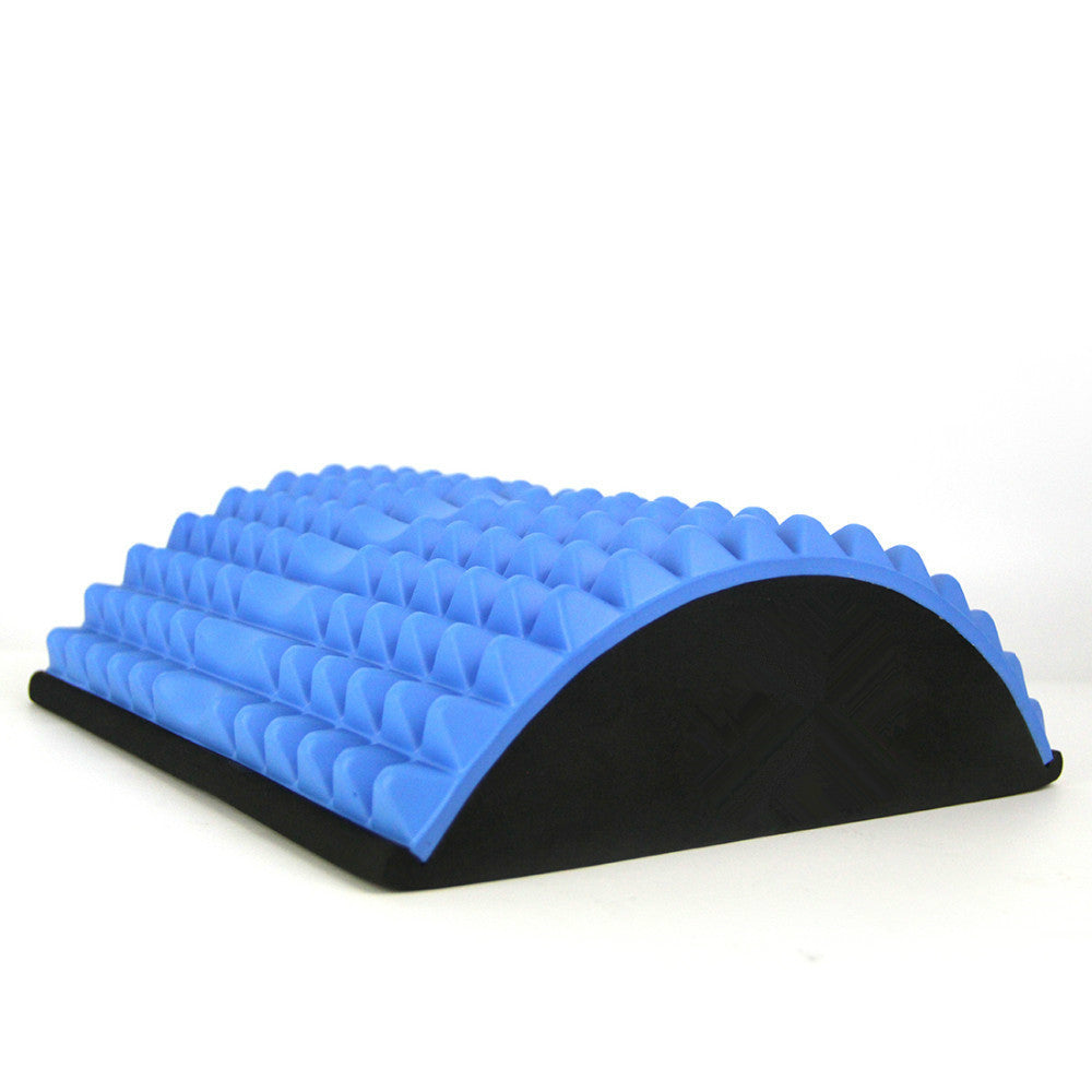 Yoga mat with teardrop waist pillow